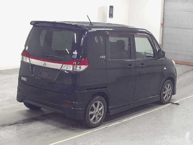MITSUBISHI DELICA D:2