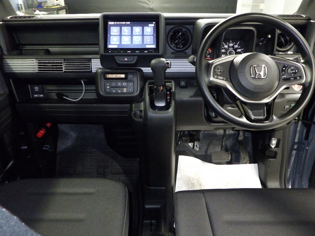 HONDA N-VAN