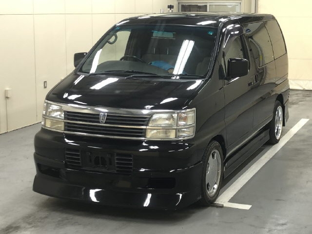 NISSAN ELGRAND