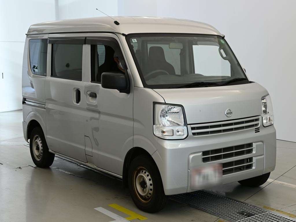 NISSAN NV100 CLIPPER