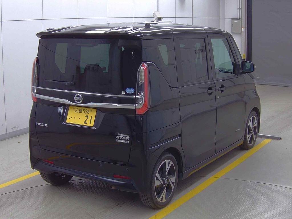 NISSAN ROOX