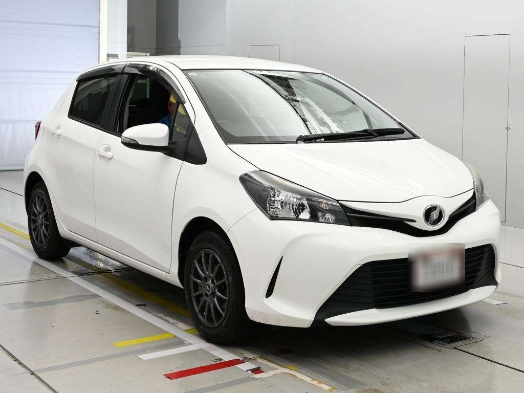 TOYOTA VITZ
