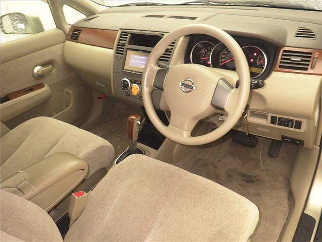 NISSAN TIIDA LATIO