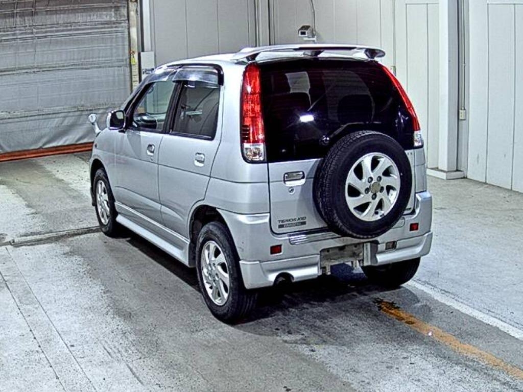 DAIHATSU TERIOS KID
