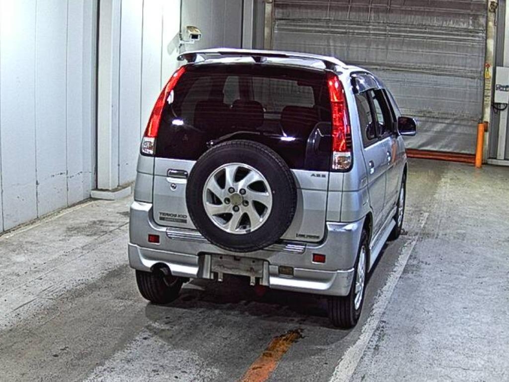DAIHATSU TERIOS KID