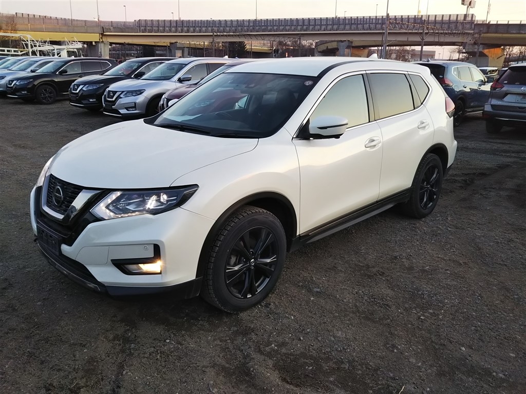 NISSAN X-TRAIL