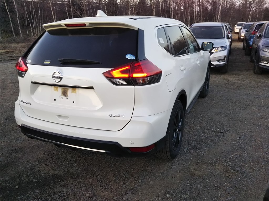 NISSAN X-TRAIL