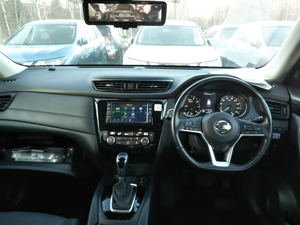 NISSAN X-TRAIL
