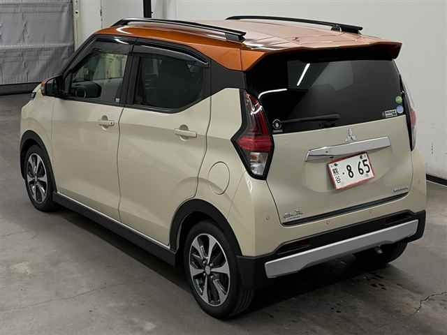 MITSUBISHI EK X