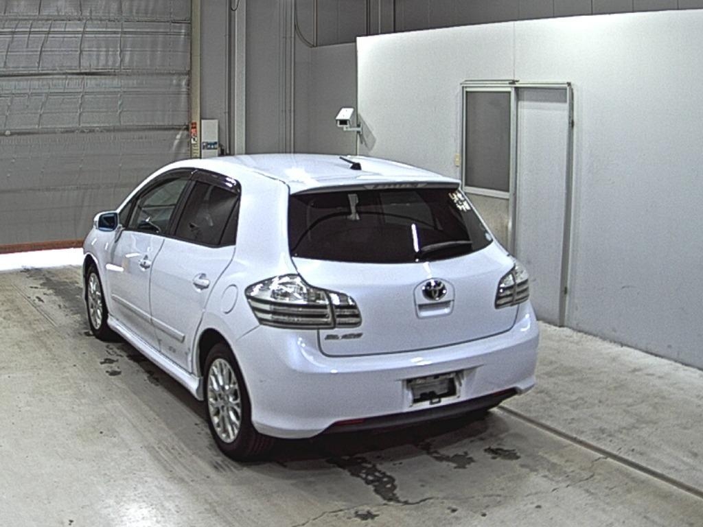 TOYOTA BLADE
