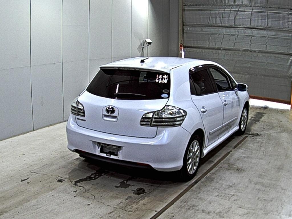 TOYOTA BLADE