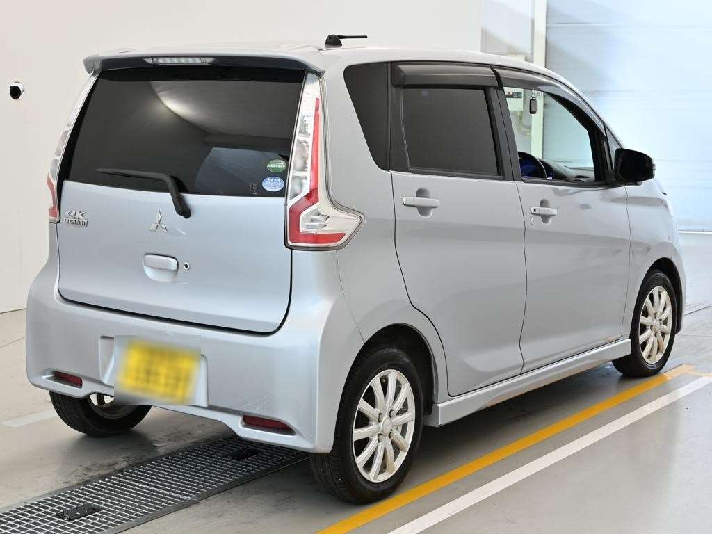 MITSUBISHI EK CUSTOM
