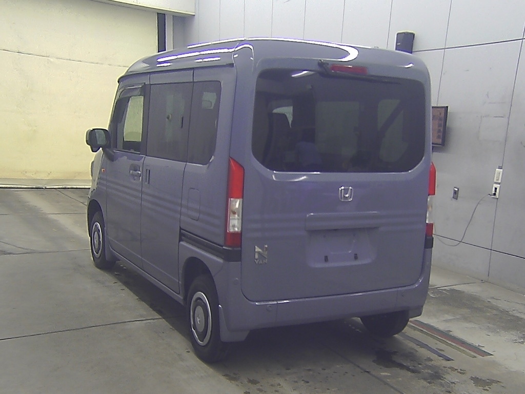HONDA N-VAN