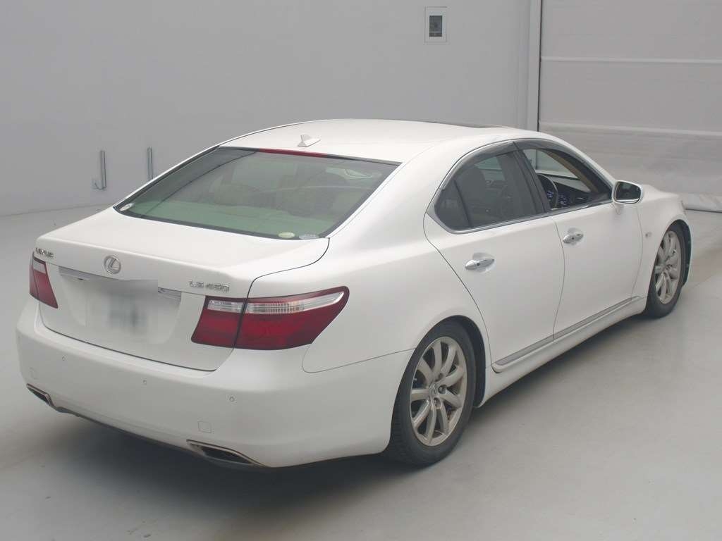 LEXUS LS460