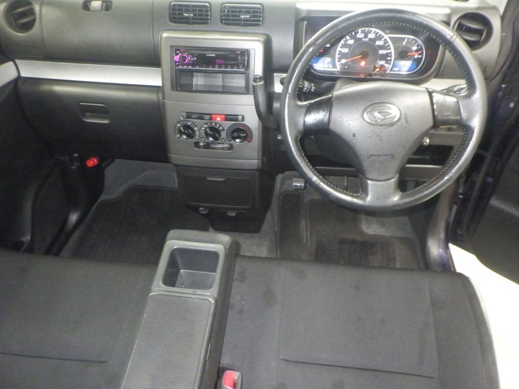 DAIHATSU MOVE CONTE