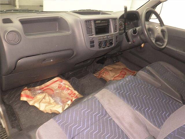 NISSAN CARAVAN