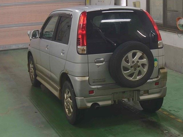 DAIHATSU TERIOS KID