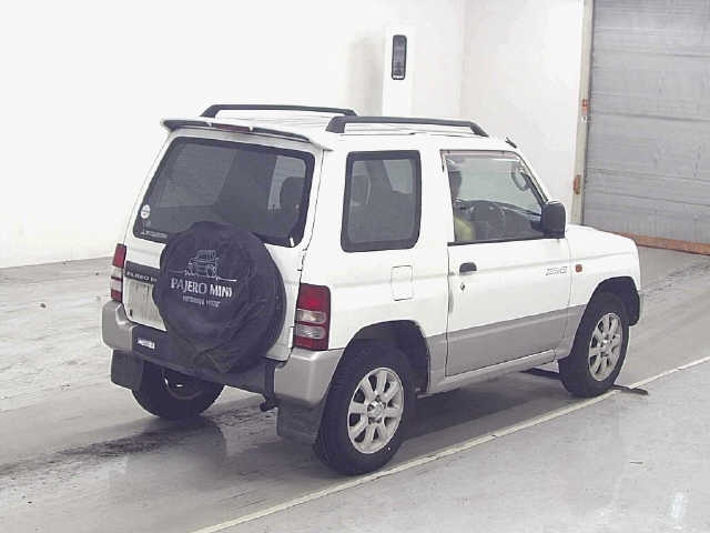MITSUBISHI PAJERO MINI