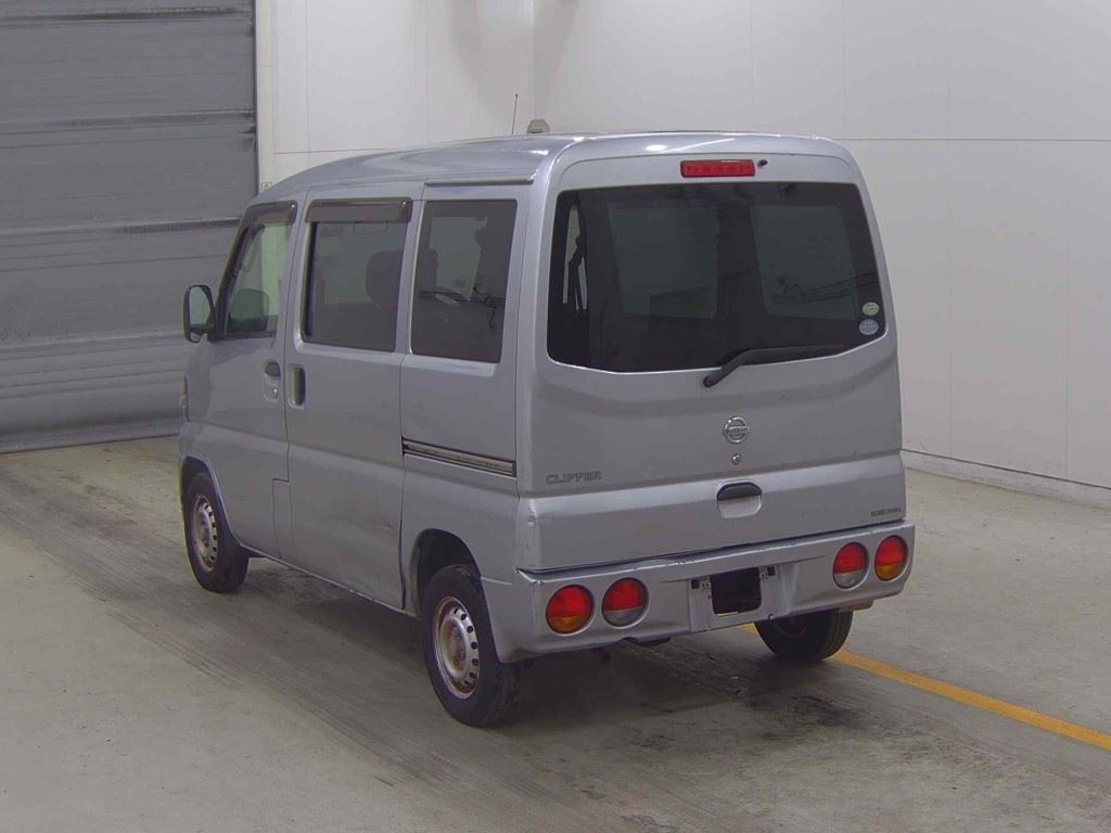 NISSAN NV100 CLIPPER