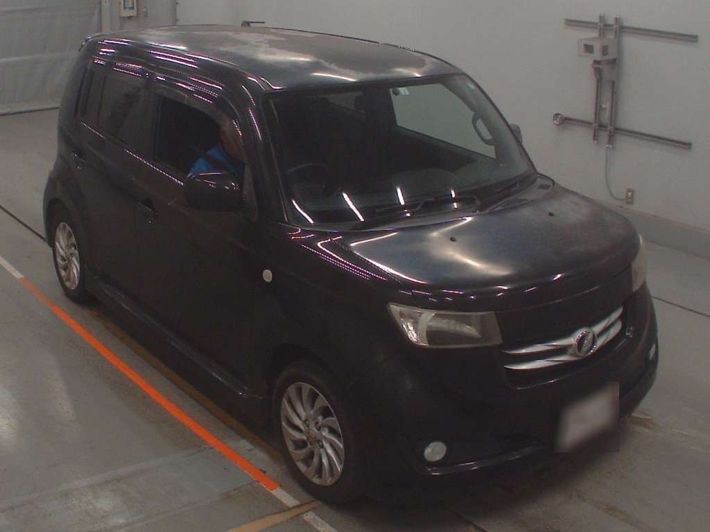 TOYOTA BB