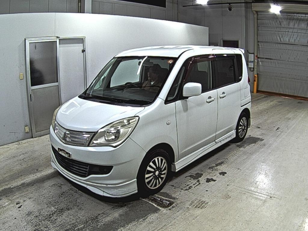 MITSUBISHI DELICA D:2