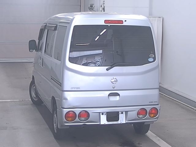 NISSAN CLIPPER