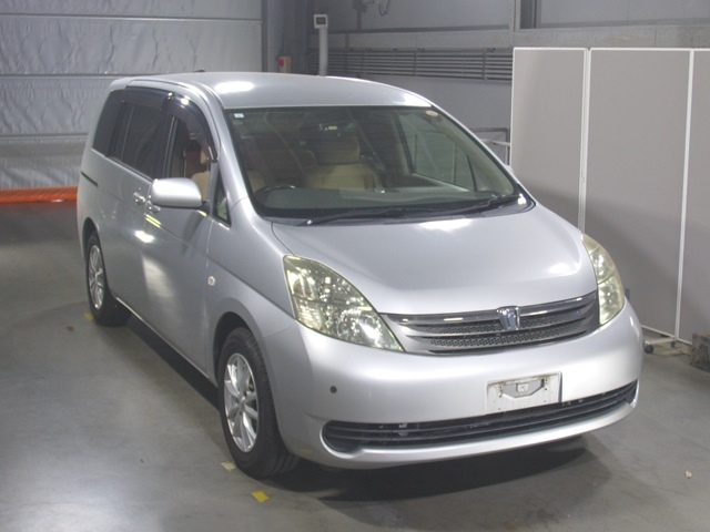 TOYOTA ISIS
