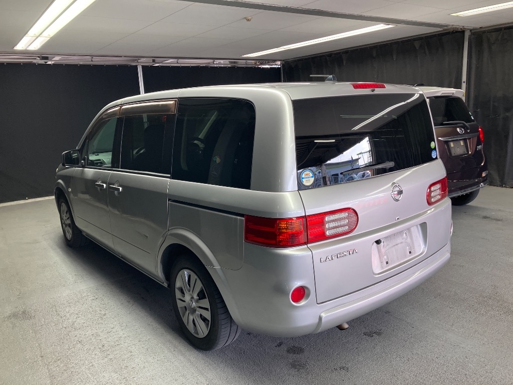 NISSAN LAFESTA
