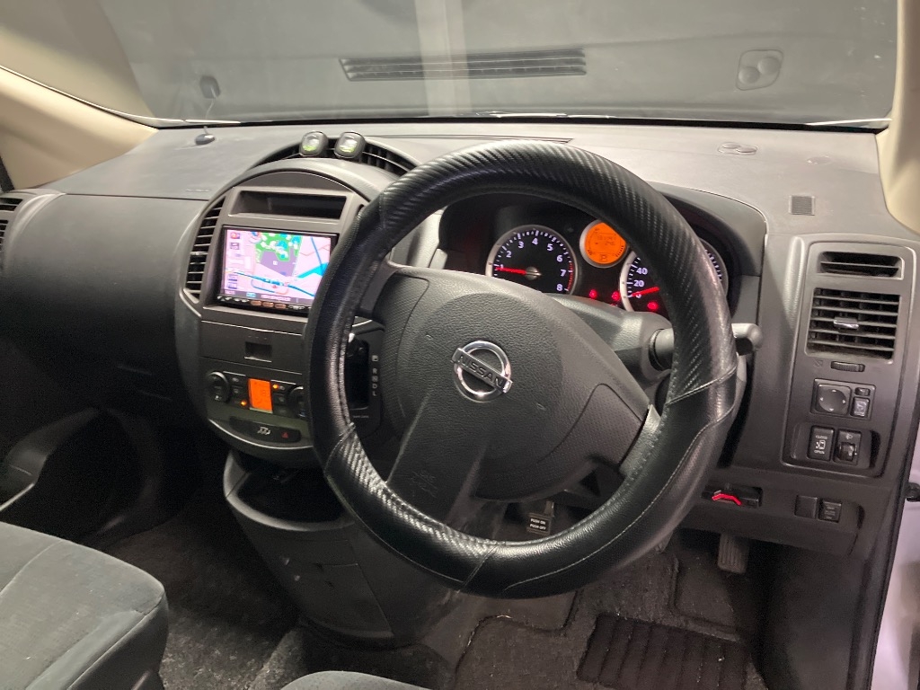 NISSAN LAFESTA