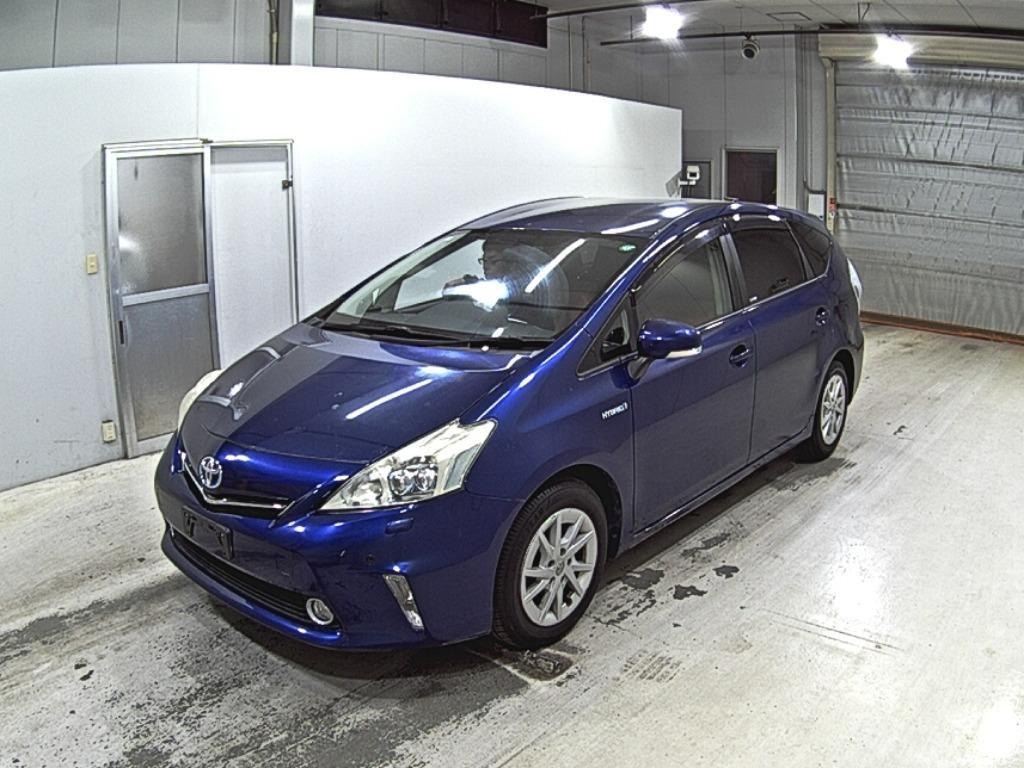 TOYOTA PRIUS ALPHA