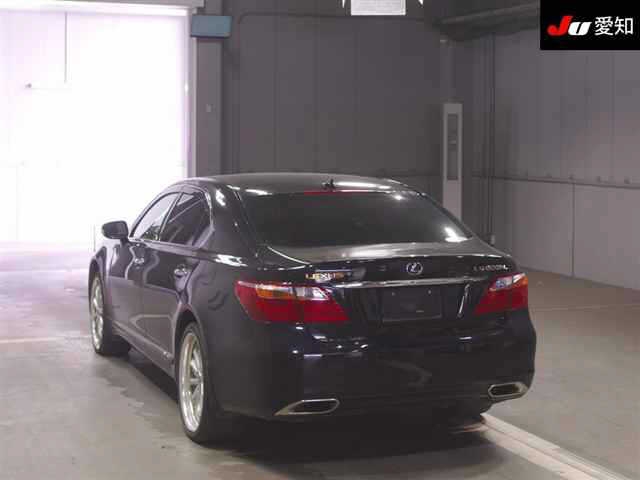 LEXUS LS600H