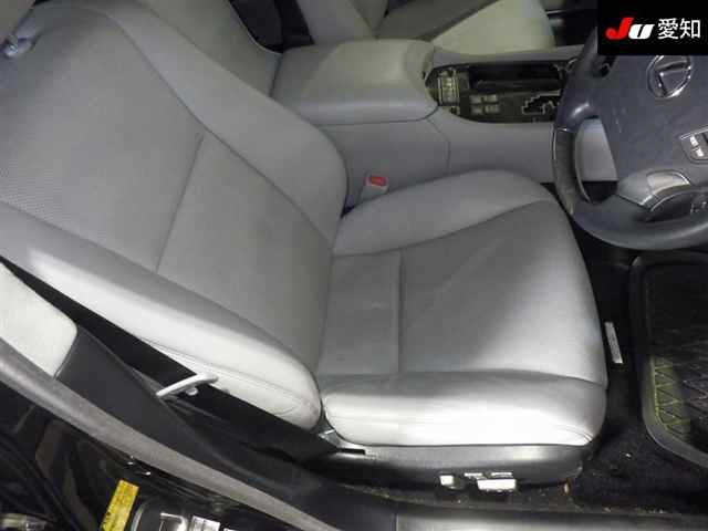 LEXUS LS600H