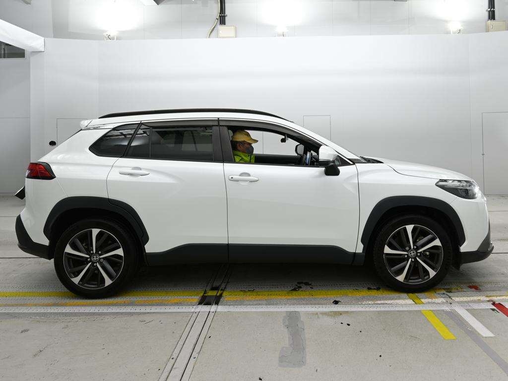 TOYOTA COROLLA CROSS
