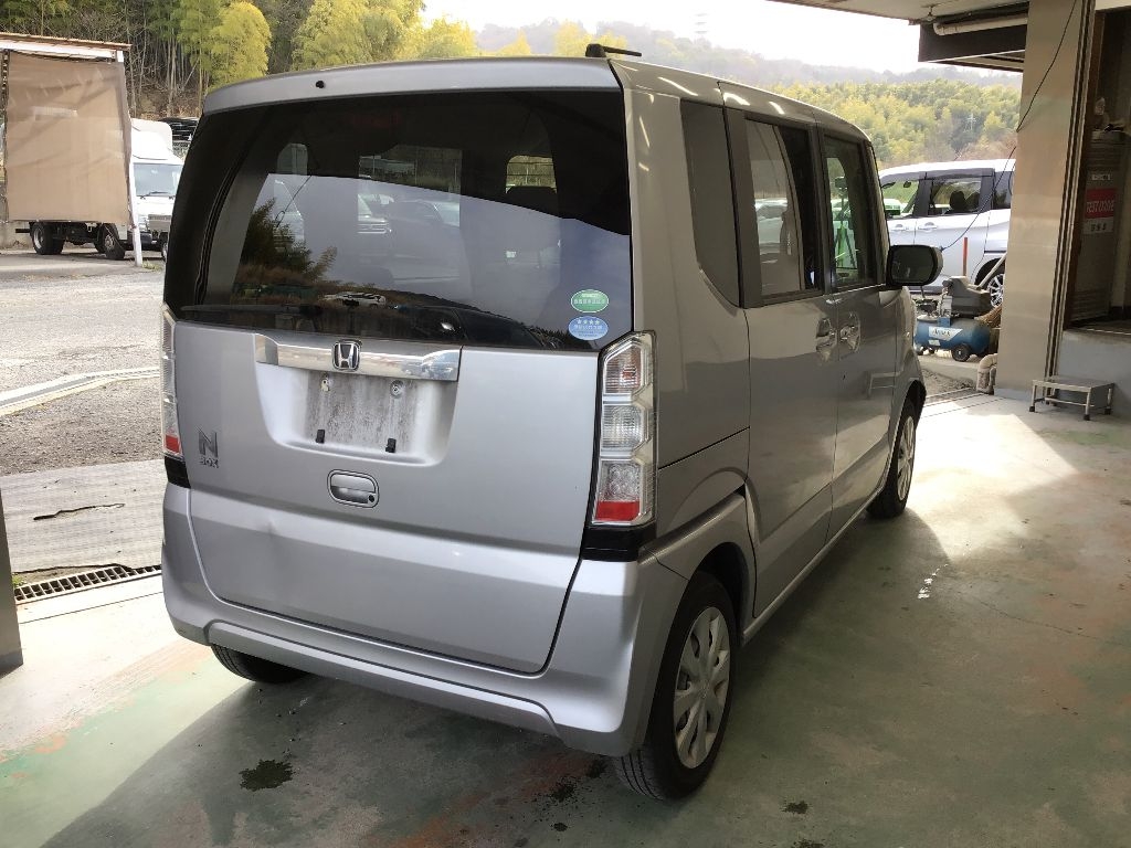 HONDA N-BOX