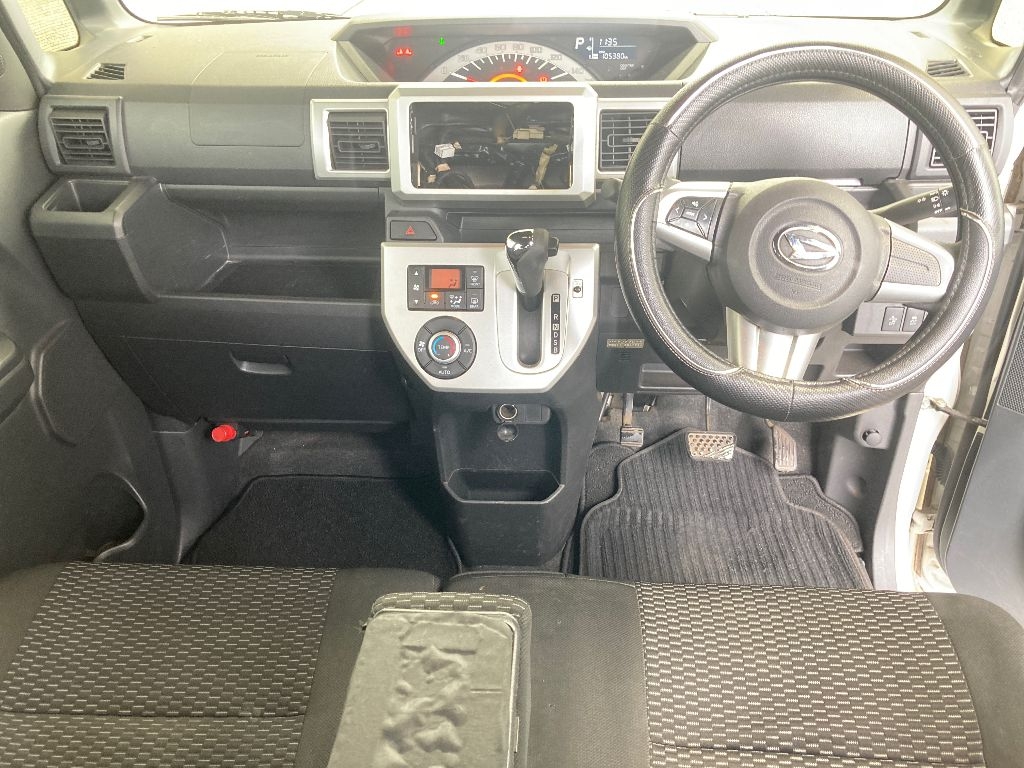 DAIHATSU WAKE