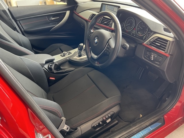BMW 3-SERIES
