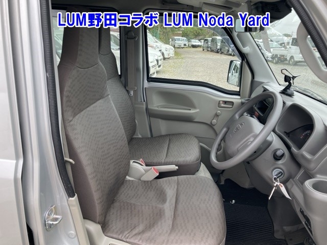 NISSAN NV100 CLIPPER