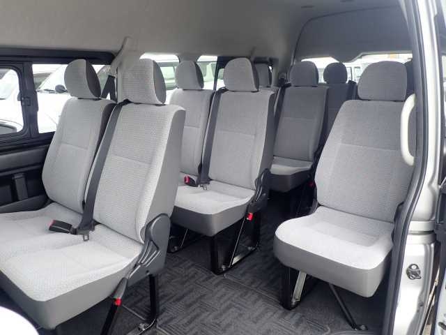 TOYOTA REGIUS ACE