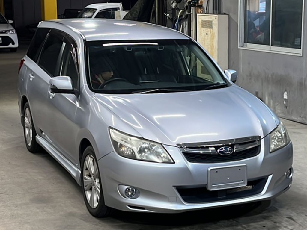 SUBARU EXIGA