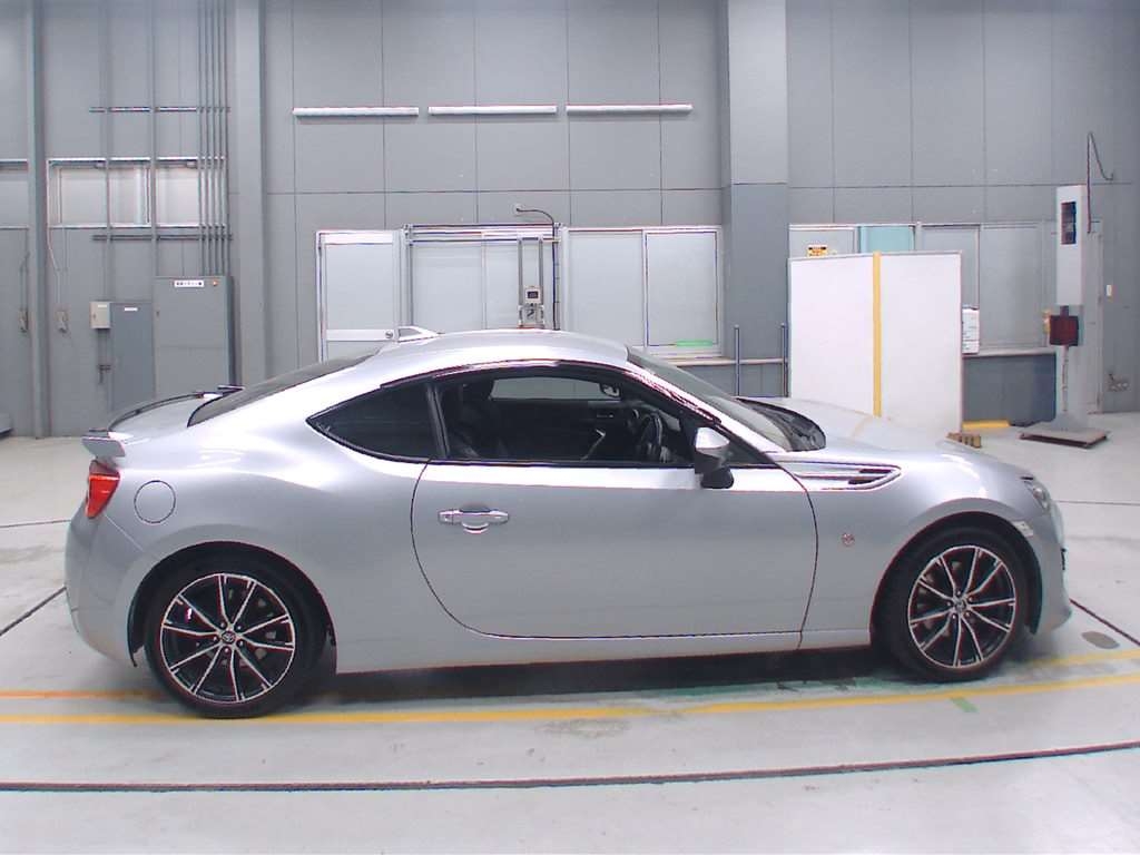TOYOTA GT 86