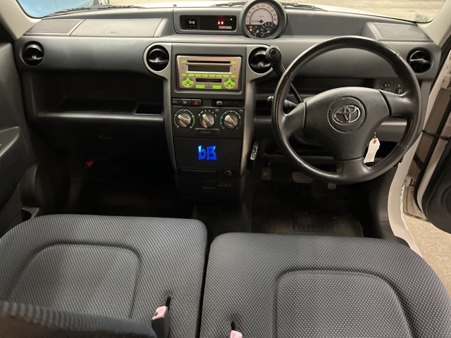 TOYOTA BB
