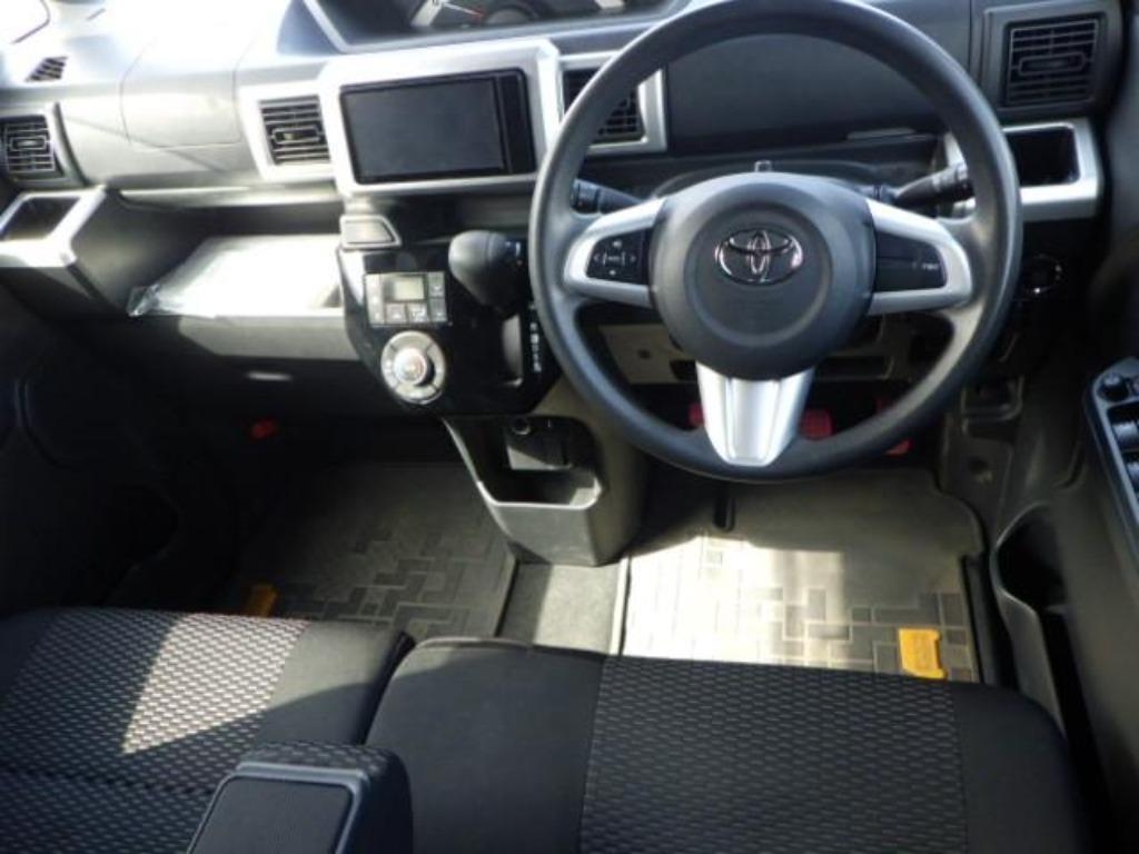 TOYOTA PIXIS MEGA