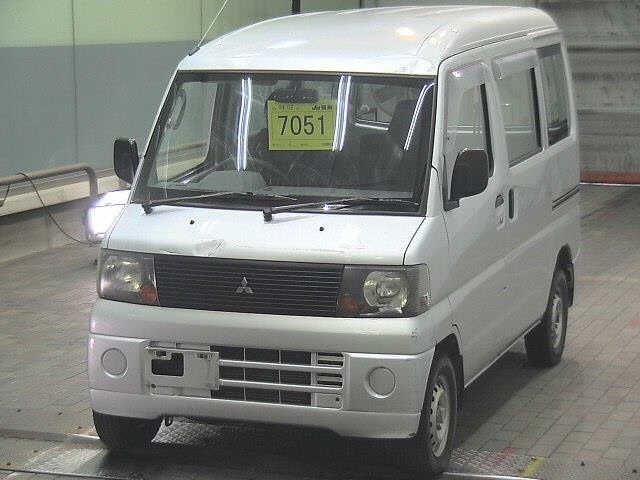 MITSUBISHI MINICAB