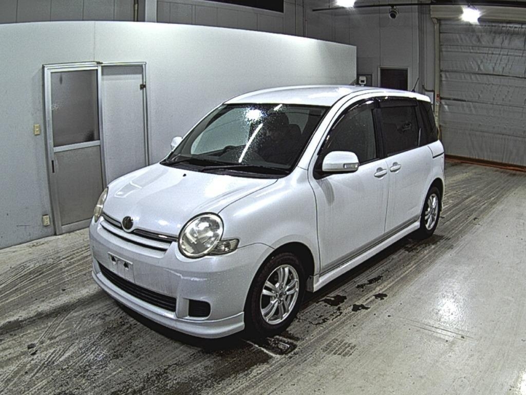 TOYOTA SIENTA