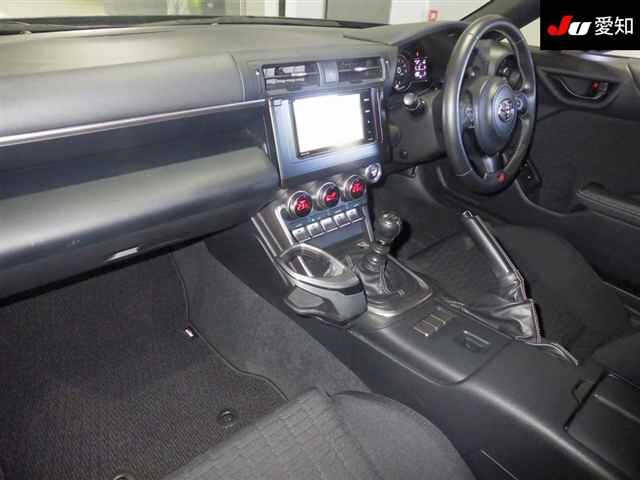 TOYOTA GR 86