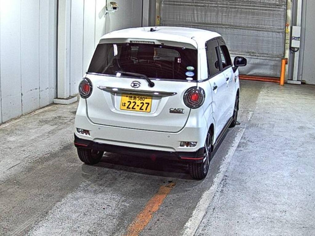 DAIHATSU CAST