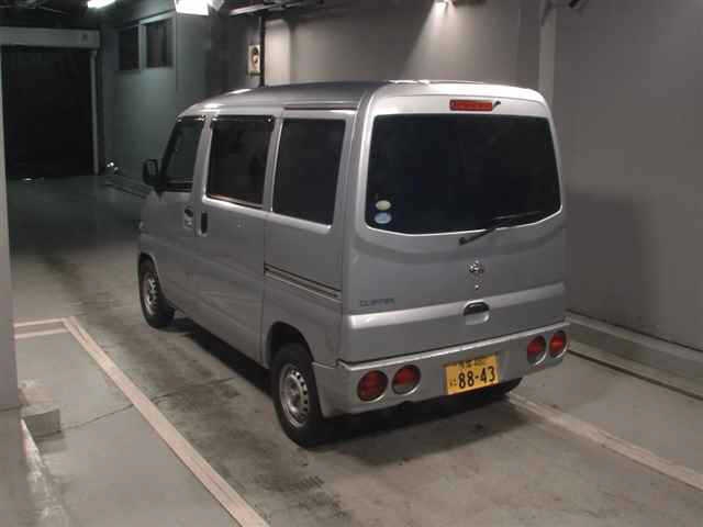 NISSAN CLIPPER