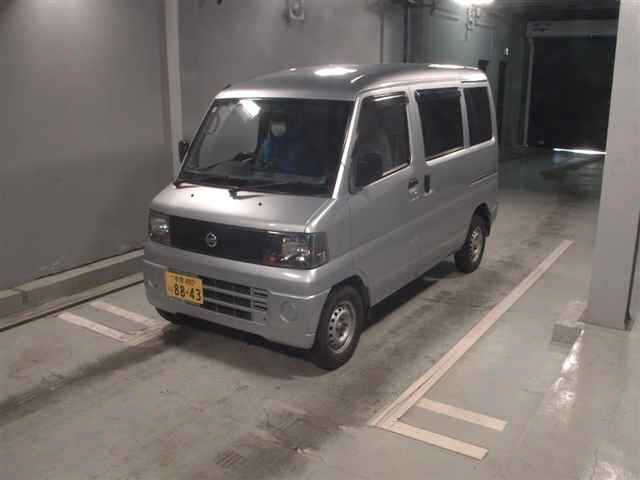 NISSAN CLIPPER