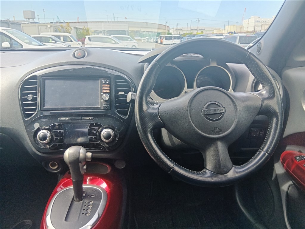 NISSAN JUKE