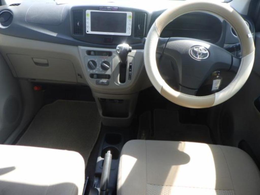 TOYOTA PIXIS EPOCH